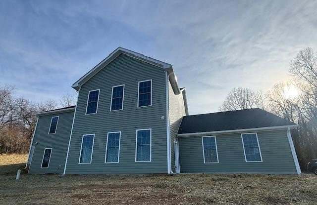 1370 ELM Street photos photos