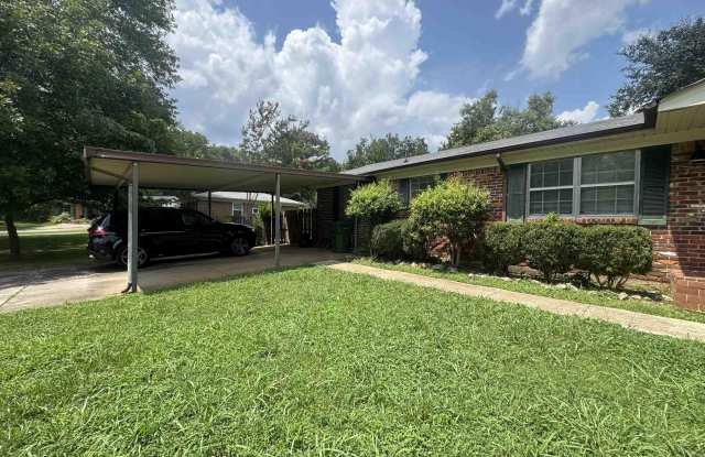 3100 Knollwood Circle Gallery 2