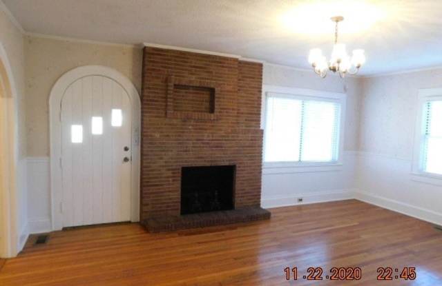 2085 Shoal Road Gallery 4