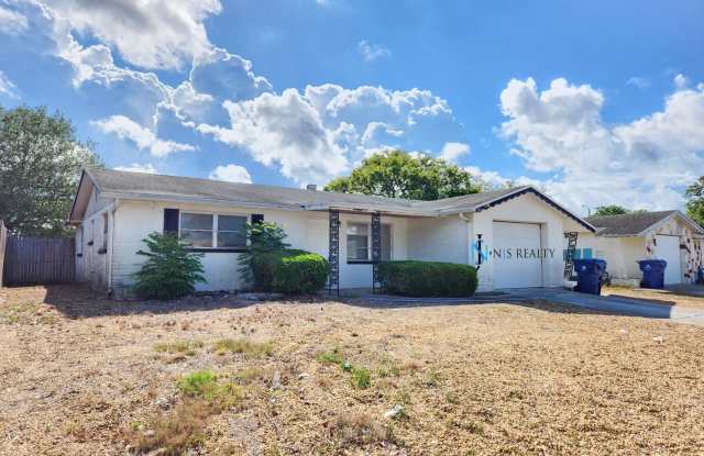 Beautiful 2/2/1 1150 Sq. Ft. with BONUS ROOM!!... tile & luxury plank flooring, Frest paint and a large fenced in yard! photos photos