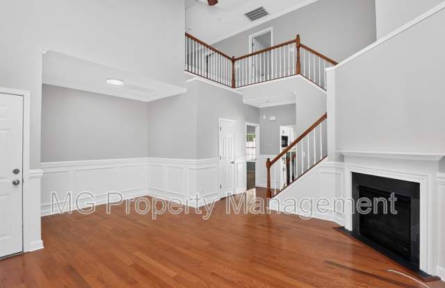 11909 Stratfield Place Circle Gallery 3