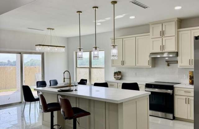 4504 LOIRA RIVER Gallery 3