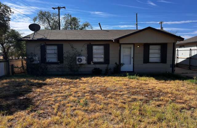 3 Bedroom 1 Bath House Gallery 1