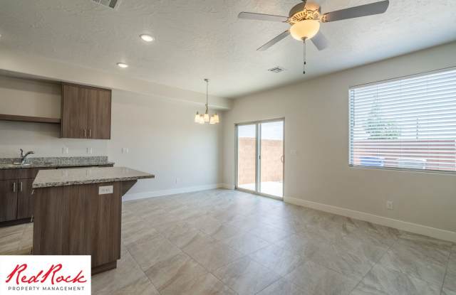 Great 3 Bedroom, 2.5 Bathroom Townhome in Washington Gallery 3