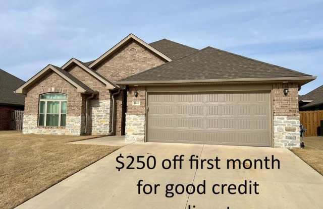 1011 Sundance  LN - 1011 Sundance Lane, Benton County, AR 72712