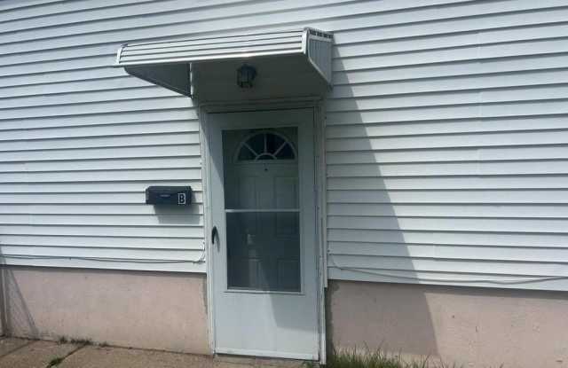 675 HENRY STREET Gallery 3