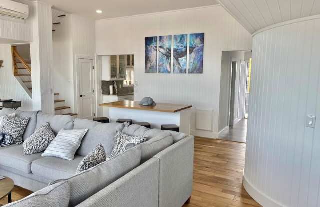 240 Wilmot Road Gallery 2