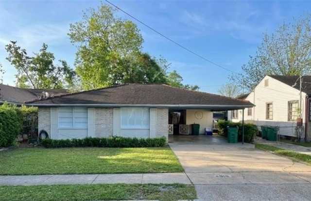 4516 CALUMET Street photos photos