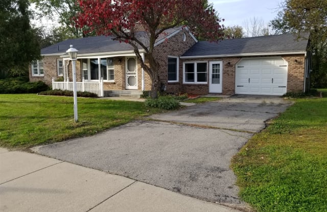 365 W Muskegon St - 365 West Muskegon Street Northeast, Cedar Springs, MI 49319