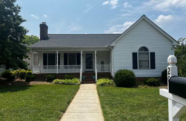 Three bedroom, 2 bath house in Gibsonville photos photos