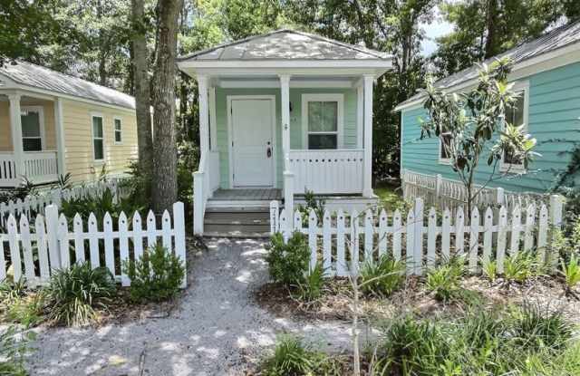 Commercial or Residential Coastal Cottage Near Downtown Ocean Springs! photos photos
