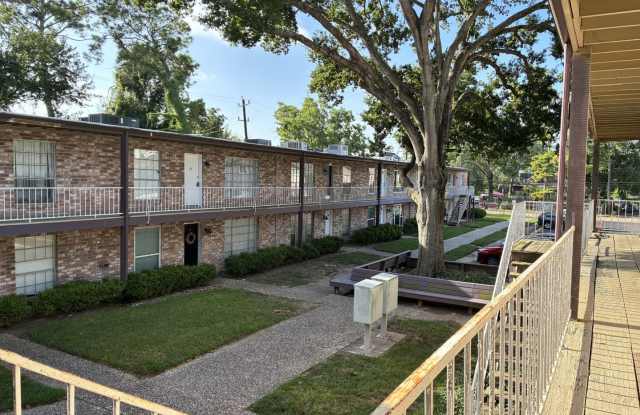 Beautifull Updated Condo for Lease | 2 Bed, 1 Bath | 1,060 Sq Ft | Chapel Run Community | Gallery 1