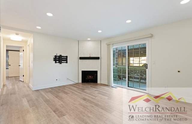 Beautifully Updated 2 Bedroom Condo in Washington Terrace! Gallery 4