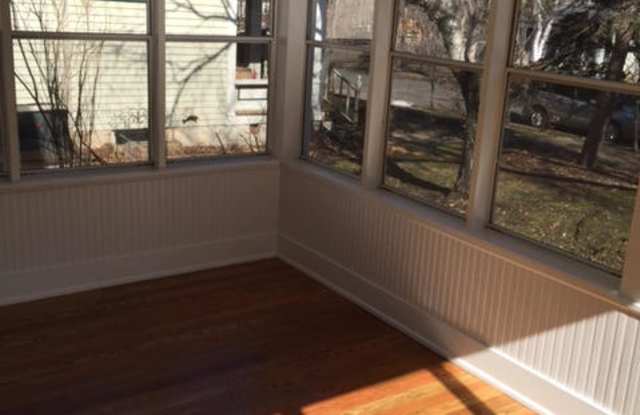 518 2nd Street South Gallery 2