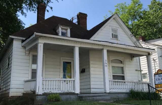 House with off street parking on Park Ave! Gallery 2