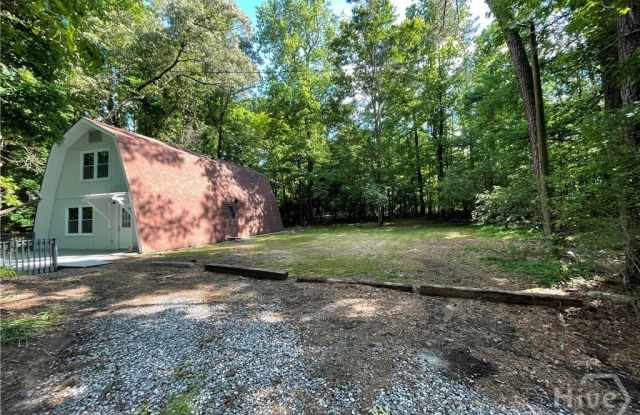 684 Cliff Griffith Road Gallery 2
