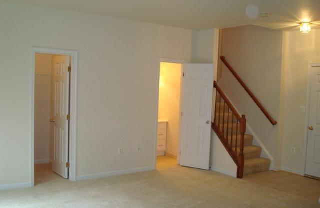 2967 KILDARE LN Gallery 4