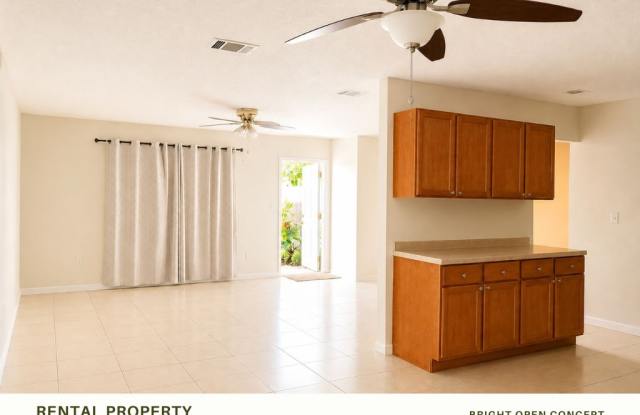 4056 South Edgewater Circle Gallery 2