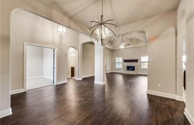 418 Summer Grove Drive Gallery 2