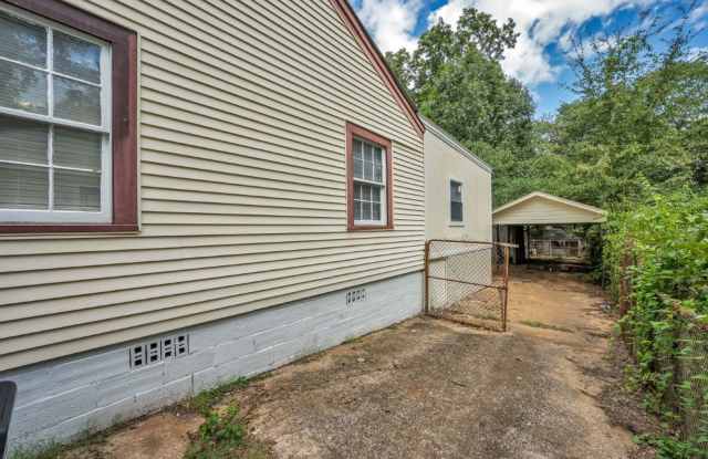 Exciting Opportunity Near Shopping and Entertainment! Gallery 4