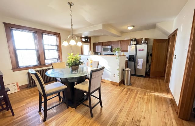 18 Beltzhoover Avenue - 18 Beltzhoover Avenue, Pittsburgh, PA 15210