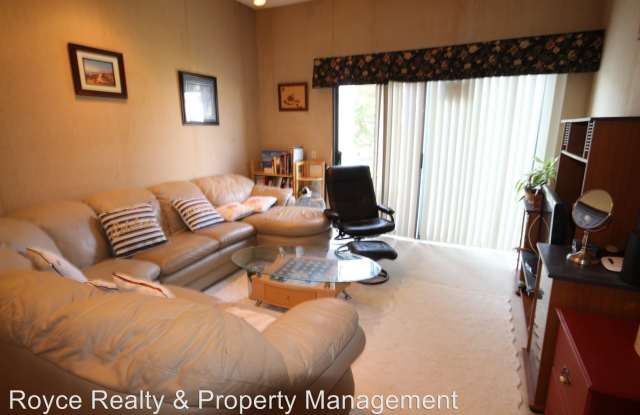 8310 Regents Road Unit 3B Gallery 4
