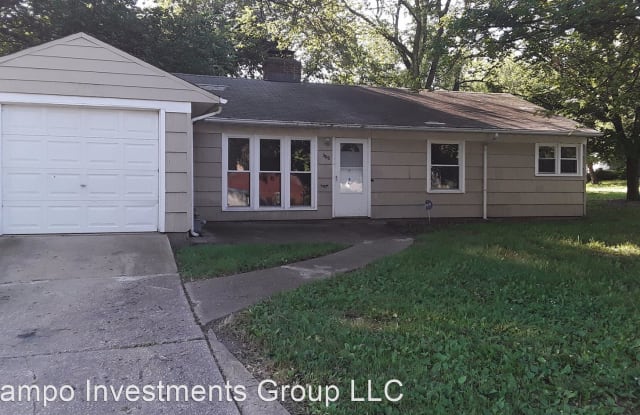 305 Meota St - 305 Meota Street, Park Forest, IL 60466