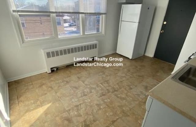 9027 Knox Ave - 9027 Knox Avenue, Skokie, IL 60076