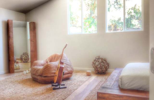 2116 Oak Glen Pl - 2116 W Oak Glen Pl, Los Angeles, CA 90039