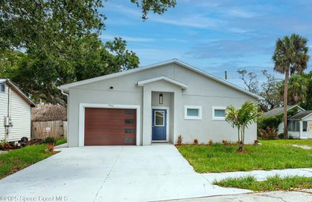 702 Shady Lane photos photos