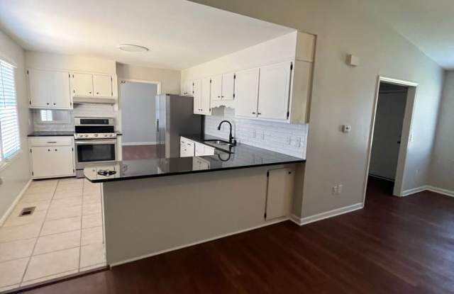 355 The Plaza - Available April 2027! Gallery 3