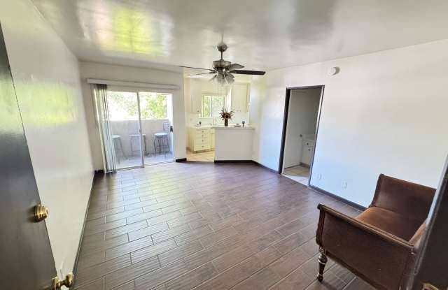 Charming Studio Apartment available for lease in Reseda, CA Gallery 3