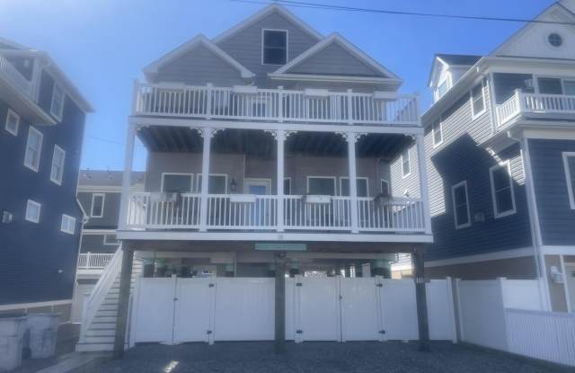 111 Fielder Avenue Gallery 2