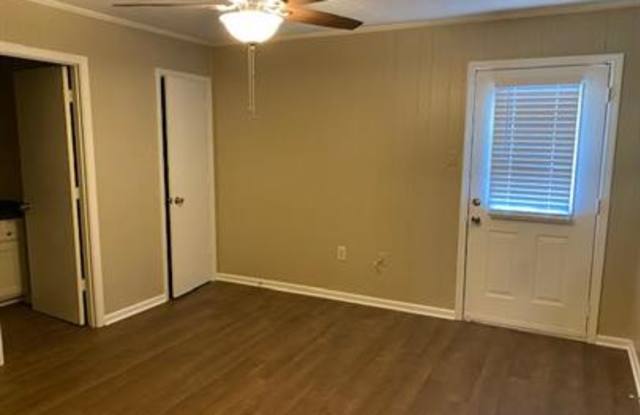 313 Mildred Street - B Gallery 2
