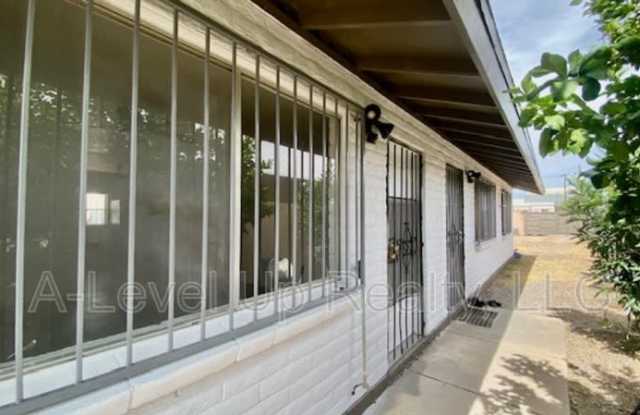 1027 South Santa Rita Avenue photos photos