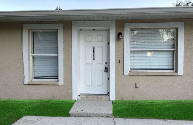 38314 Hampton Avenue - 1 photos photos