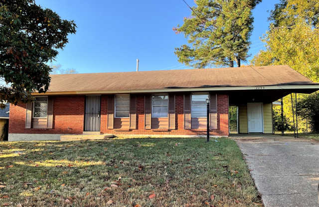 4493 Westmont Rd photos photos