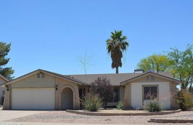 2301 E Concorda Dr - 2301 East Concorda Drive, Tempe, AZ 85282
