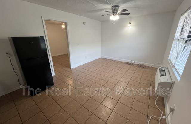925 Shallowford Road photos photos