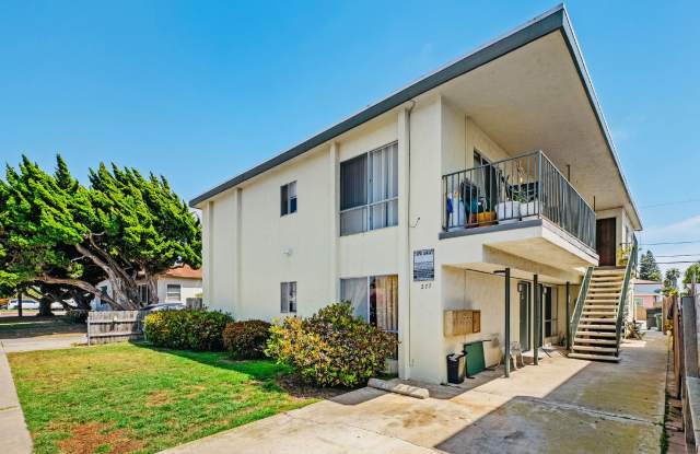 Evergreen Ave Apartments Gallery 1