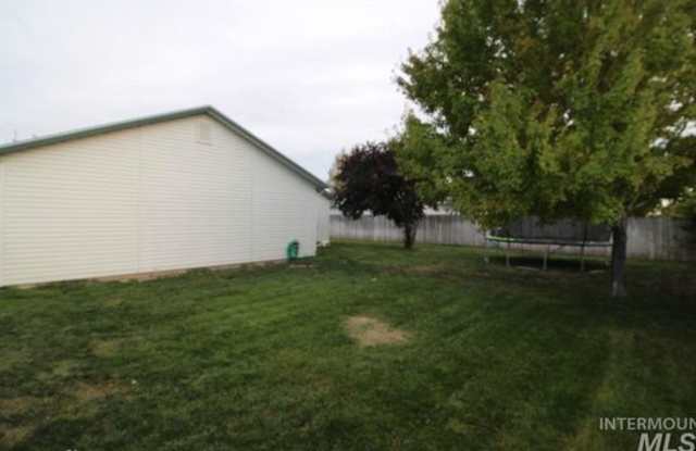 1755 Wasatch Dr Gallery 3