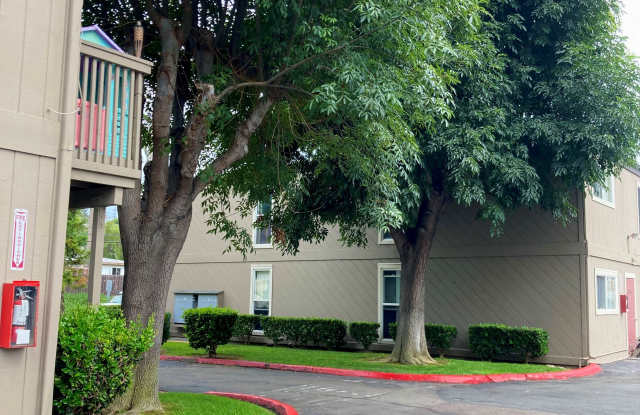 Solana Park Gallery 4
