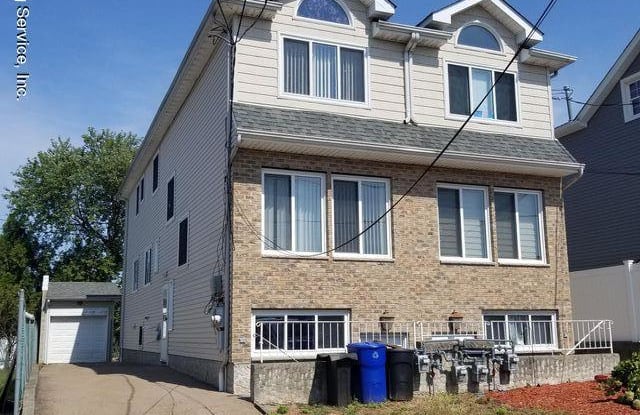 39 Poplar Avenue - 39 Poplar Avenue, Staten Island, NY 10309