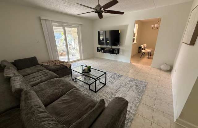 Furnished first floor Brand new renovated apartment Gallery 3