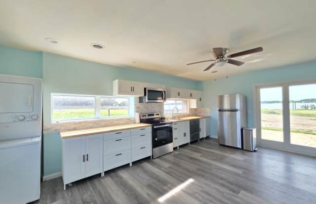 22931 Steele Drive Gallery 4