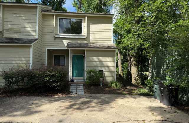 Golf Course! 2 Bed / 2.5 Bath End Unit Townhome photos photos
