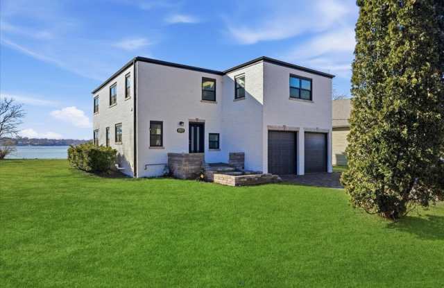 297 E Lakeview Avenue photos photos