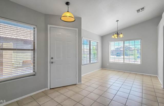 13344 W DESERT Lane Gallery 3