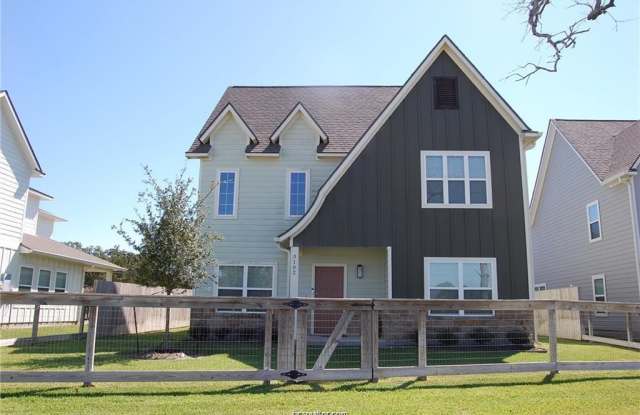 3102 Green Street photos photos