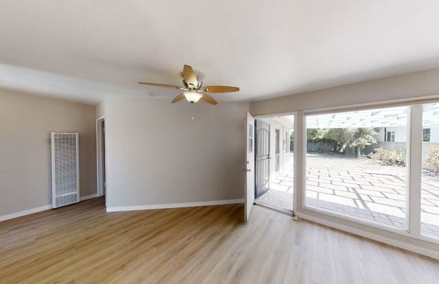 5BD/3BA on Tipton!! Great Backyard w Patio!! (Lease out, pending signatures. Check back in a few days!) - 5143 Tipton Street, San Diego, CA 92115